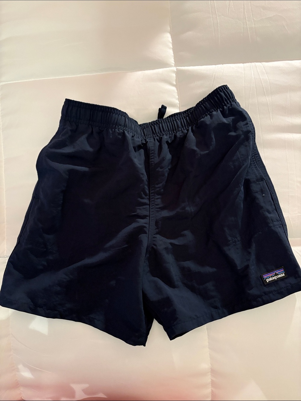 Patagonia Navy Blue boys Swim Shorts trunks size XL NWT